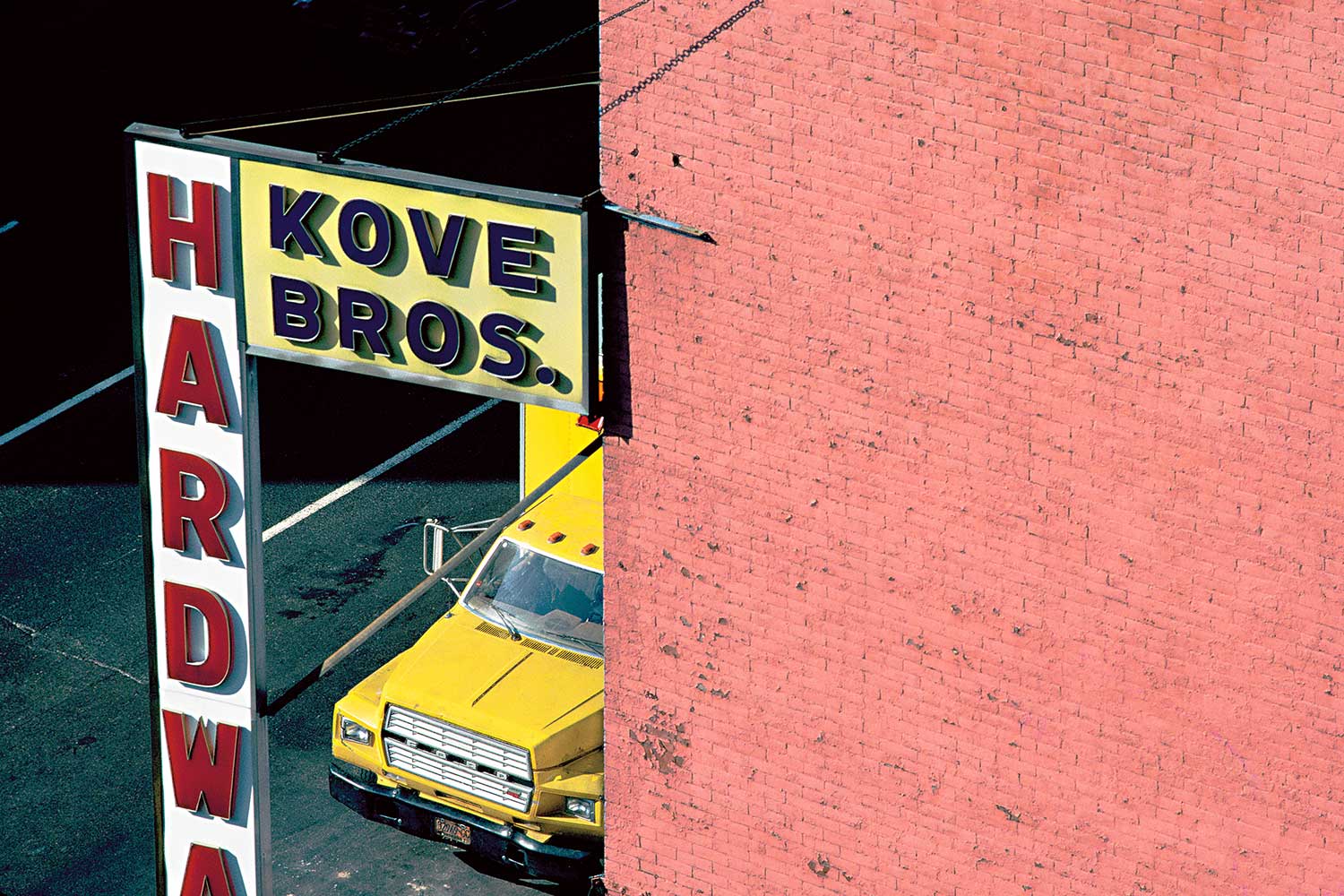 KAVE-BROS-USA26-1500